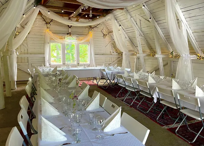 Bogesund Slottsvandrarhem B&B