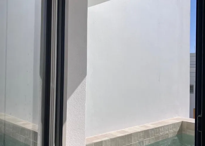 Ethos Vegan Suites Fira, Santorini