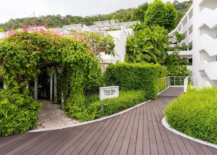 Hotel The Nai Harn