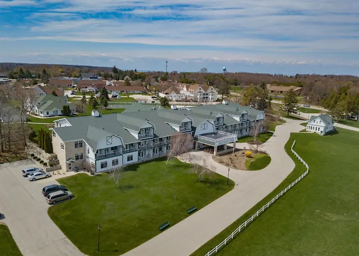 Birchwood Lodge