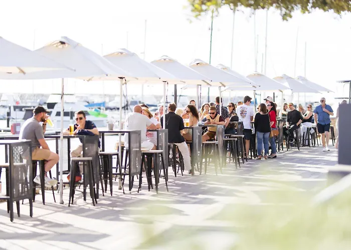 The Marina Hotel - Mindarie