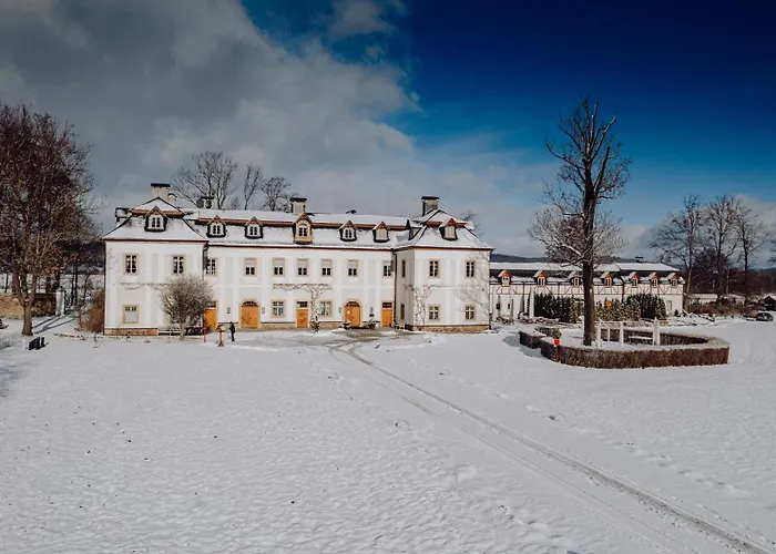 Pałac Pakoszów Schlosshotel Wernersdorf