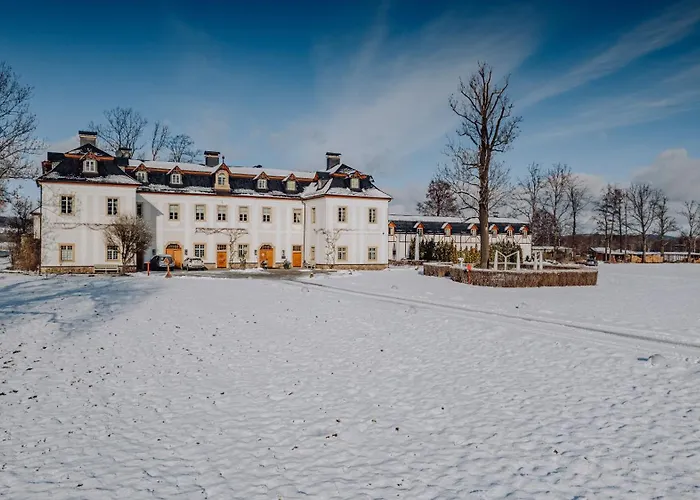 Pałac Pakoszów Schlosshotel Wernersdorf