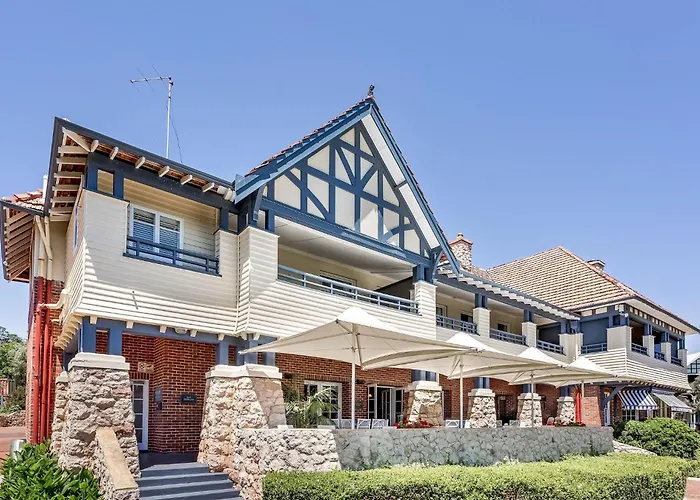 Caves House & Apartments