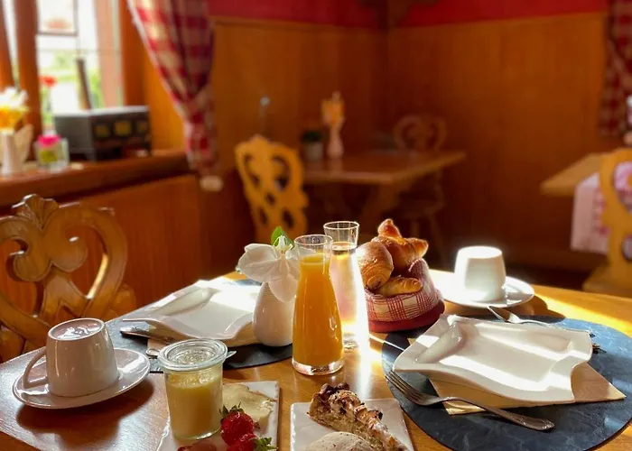 Le Rosenmeer - Hotel Restaurant, au coeur de la route des vins d'Alsace