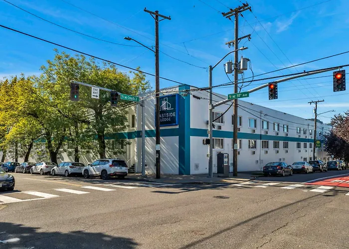 Eastside Lodge