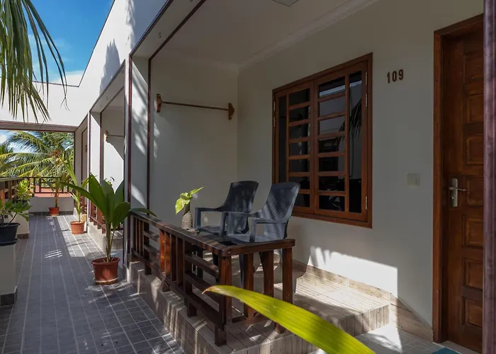 Kamadhoo Inn