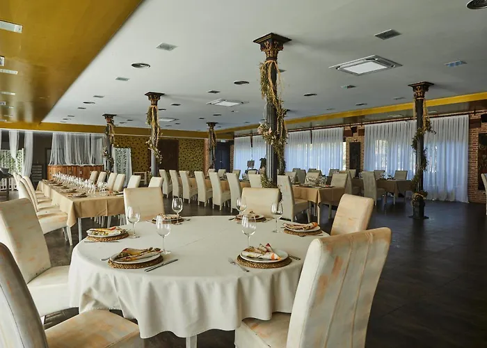 Hotel El Mirlo Blanco Candeleda