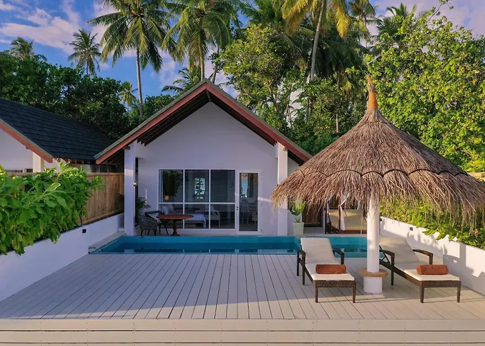 Malahini Kuda Bandos Resort