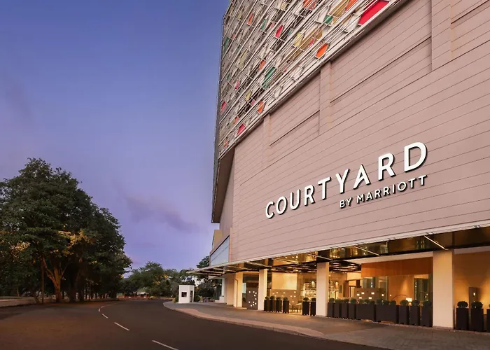 Courtyard By Marriott Colombo