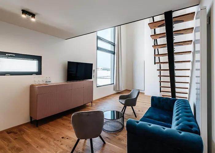 Vv Hotel & Apartments