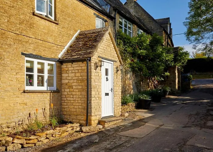 The Crown Inn, Church Enstone