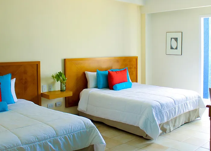 Hotel Hesperia Playa el Agua La Mira