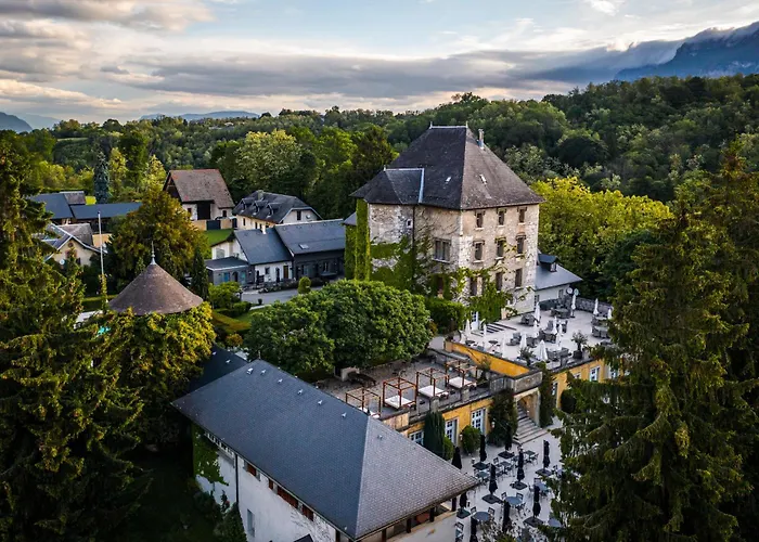 Château De Candie