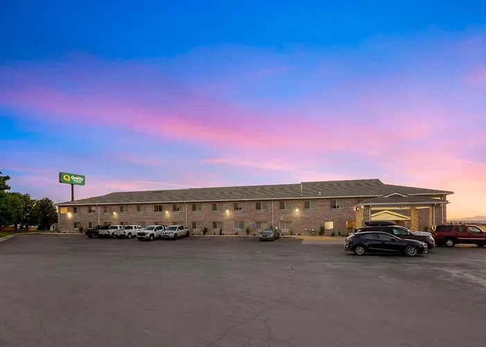 Quality Inn & Suites Fillmore I-15