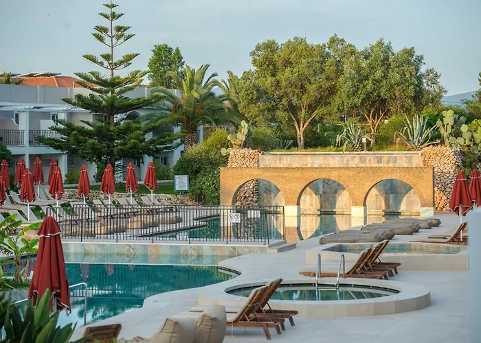 Bitzaro Grande Hotel&Suites