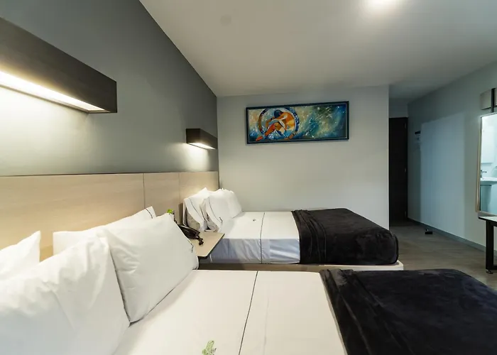 HOTEL LEMON GREEN -Zona Expo Frente al Centro de Convenciones