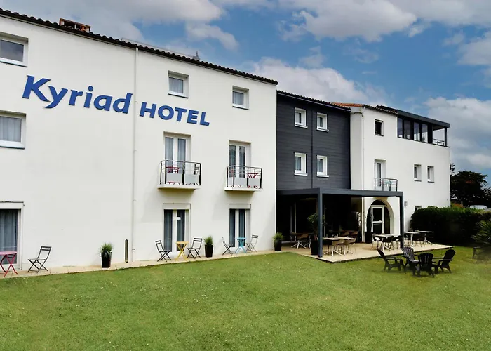 Hotel Kyriad La Rochelle Centre Ville