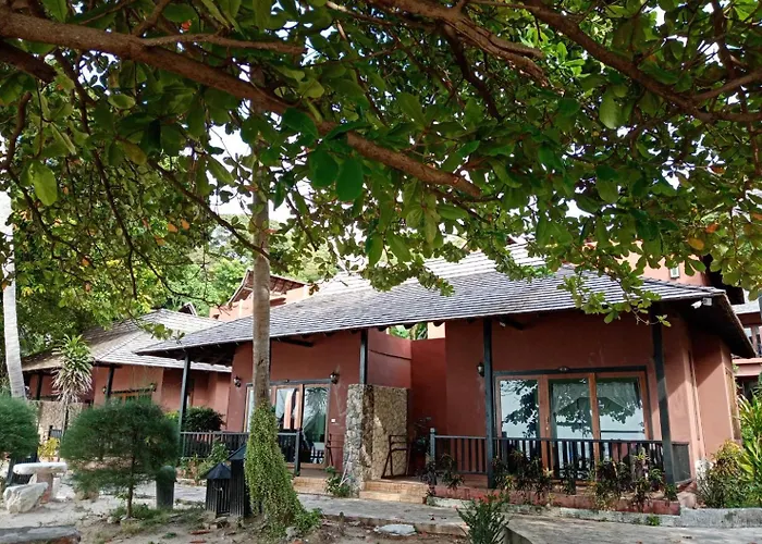 Koh Tao Beach Club