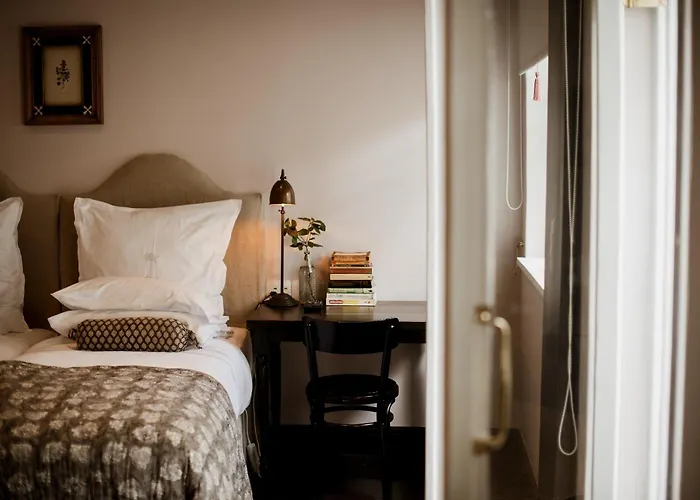 Dorp Hotel