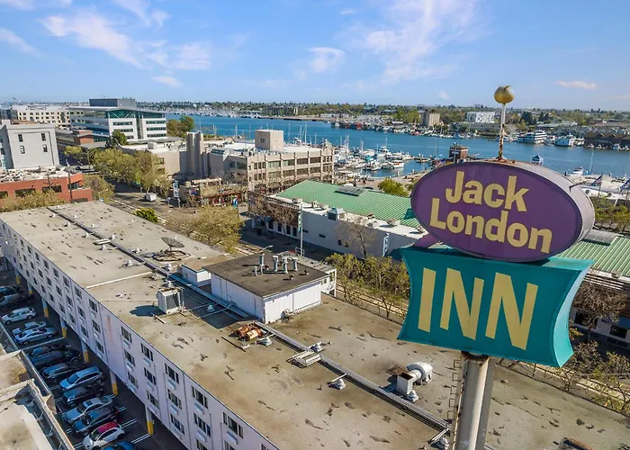 Jack London Inn