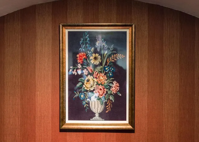 Kee'S Hotel
