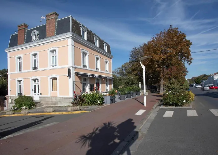Au Bout Du Quai