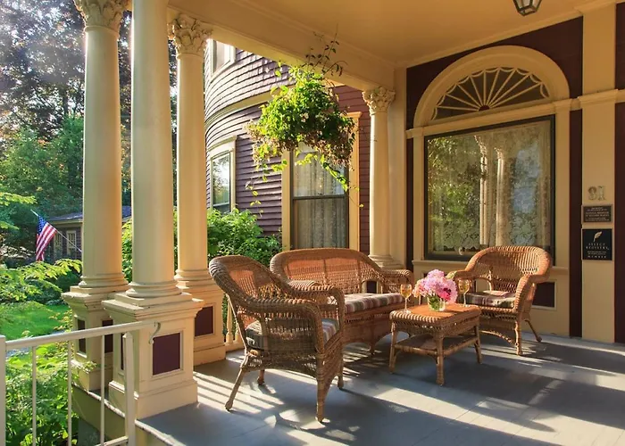 Berry Manor Inn