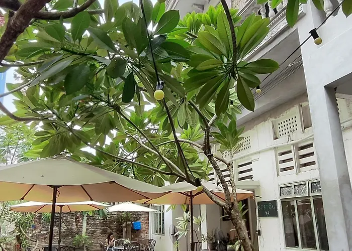 Bestow Boutique Hotel