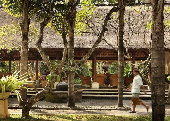 Puri Santrian Beach Resort And Spa Sanur 