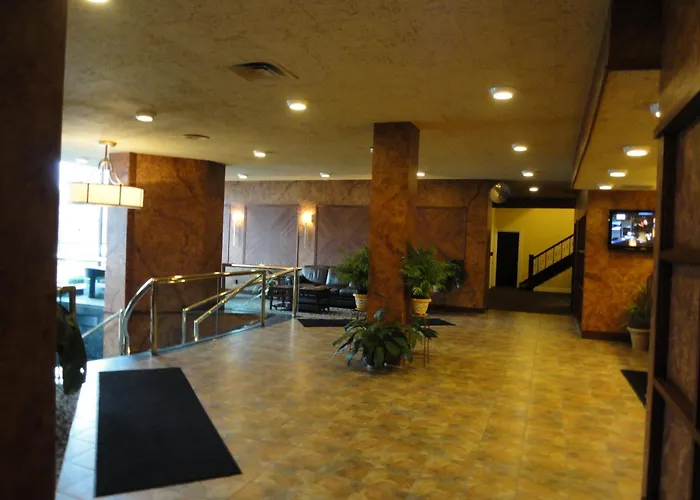 Lenox Hotel And Suites