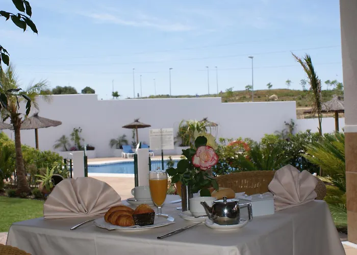 Hotel Montera Plaza Los Barrios