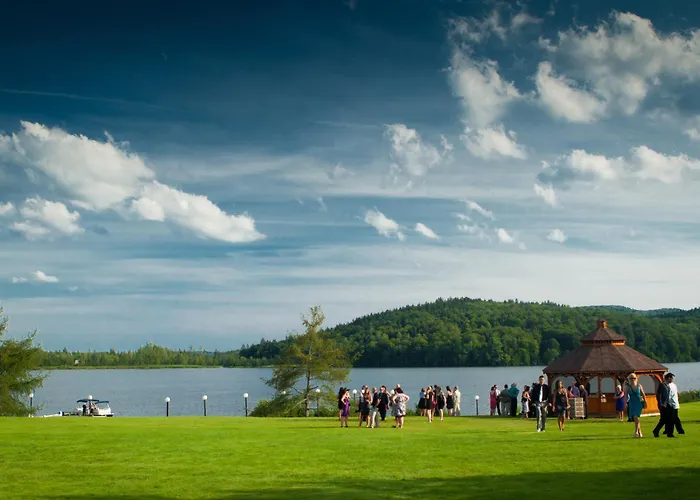 Le Manoir Du Lac Delage
