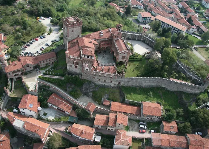 Castello Di Pavone