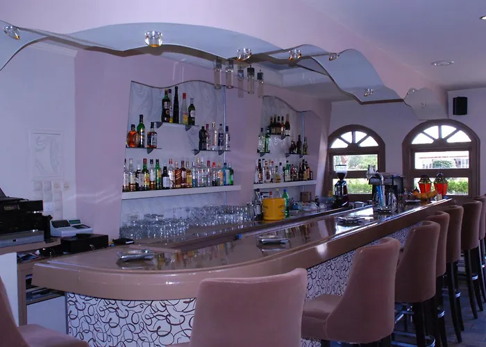 Seabird Hotel