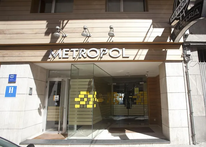 Hotel Metropol By Carris