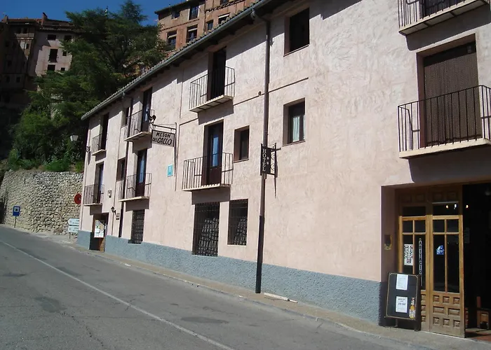 Hotel Mesón del Gallo