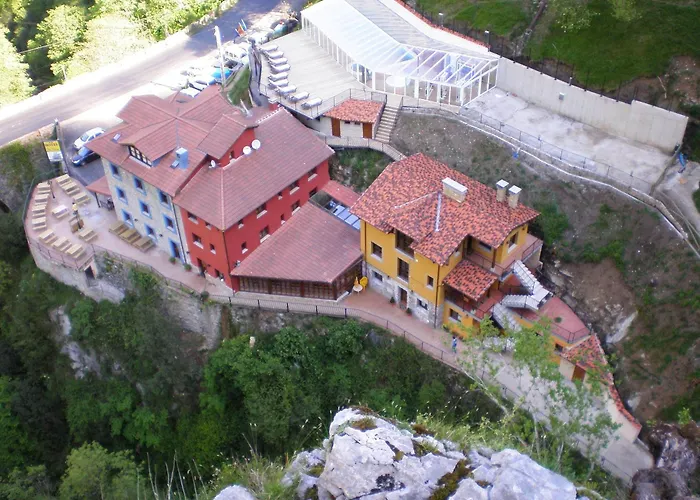 Hotel Puente Vidosa