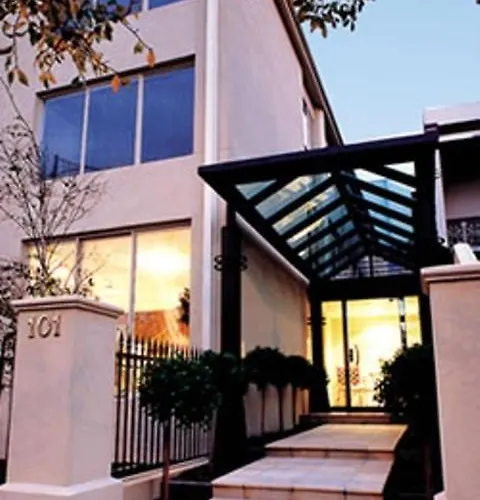 Knightsbridge Apartments