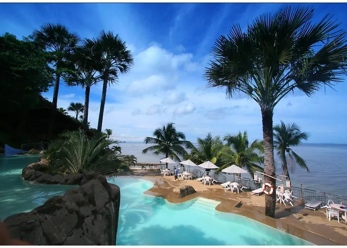 Eagle Point Beach And Dive Resort