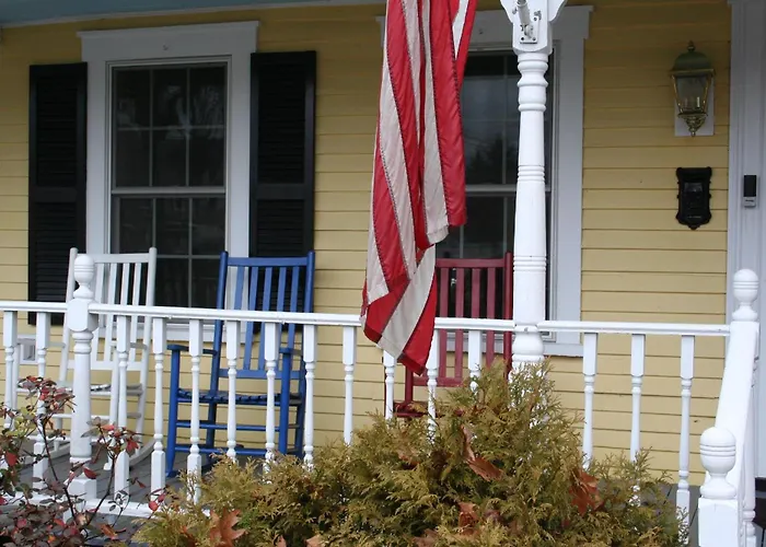 Kearsarge Inn