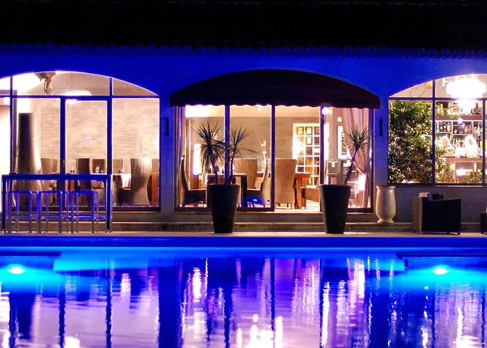 Hotel Les Mazets Des Roches Tarascon
