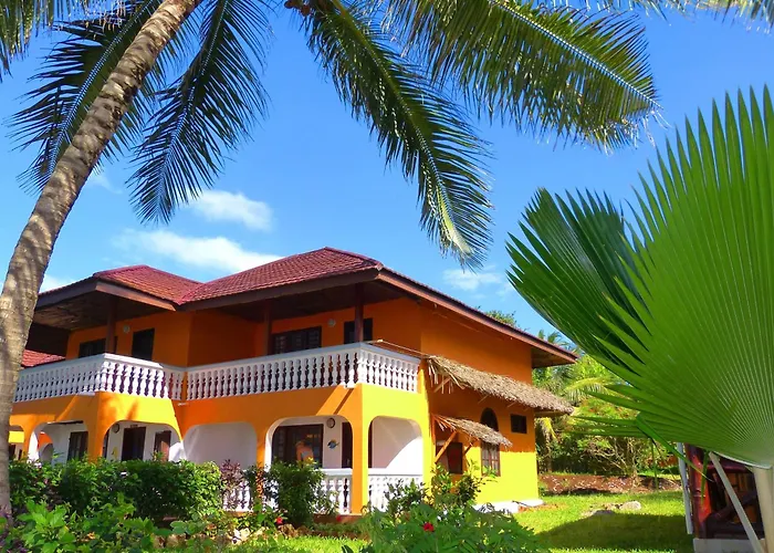Mnarani Beach Cottages