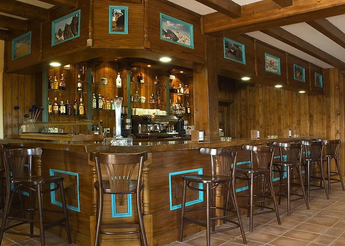 Hotel Garabatos Navarredonda