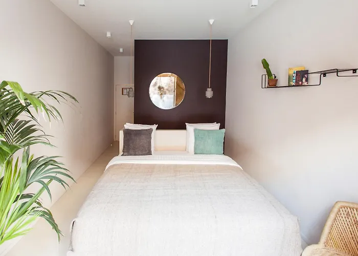 Latroupe Hotel Jardin Secret Saint-Gilles