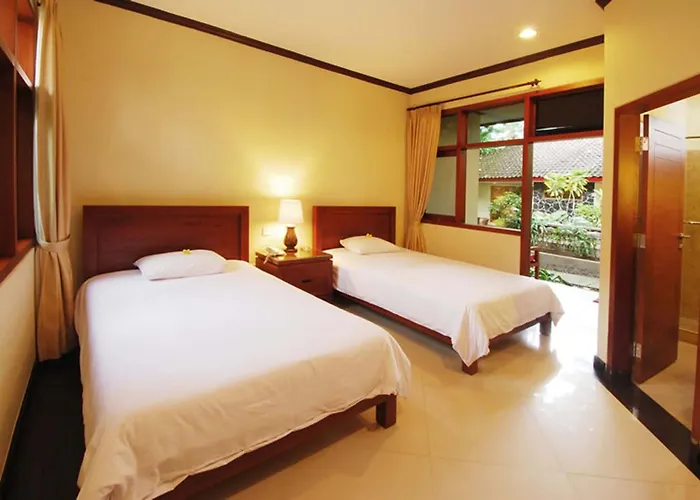 Yulia Beach Inn Kuta