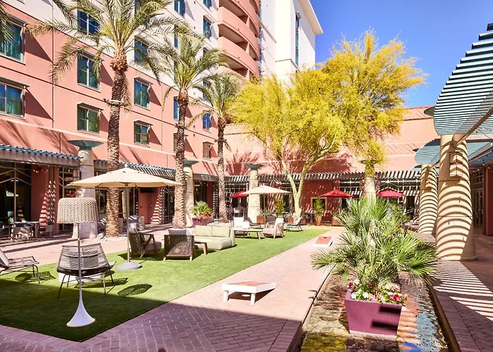 Renaissance Phoenix & Conference Center
