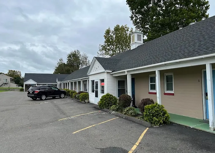 River Valley Inn