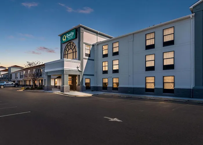 Quality Inn & Suites Matthews - Charlotte