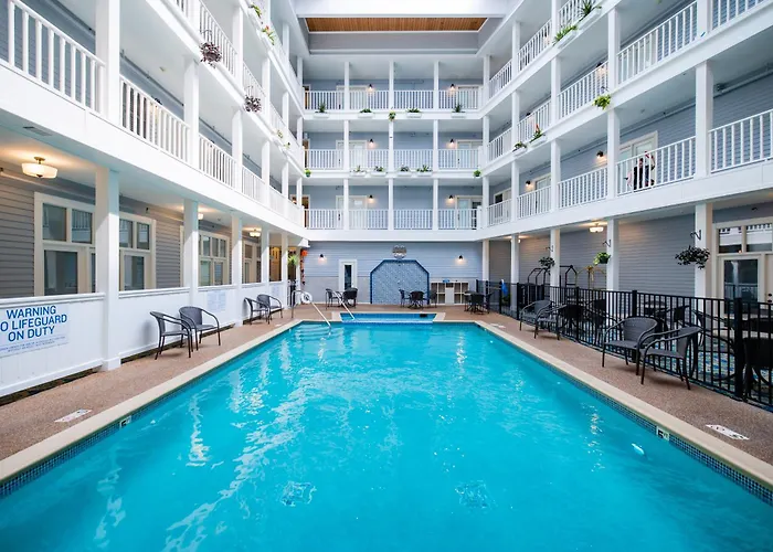 Lake View Hotel